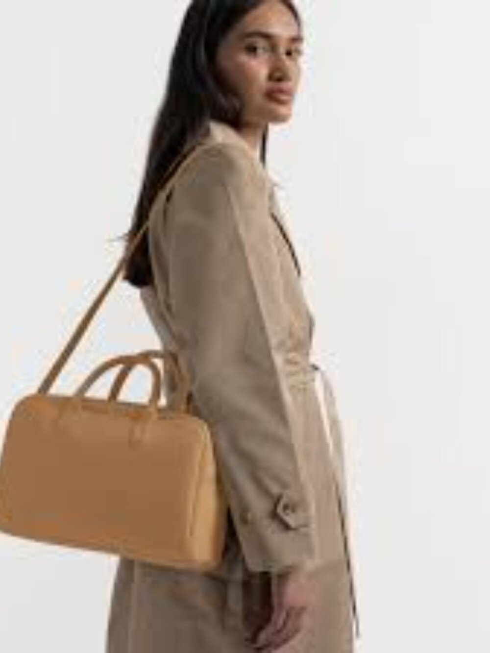 Share Leatherology Park Satchel in camel leather